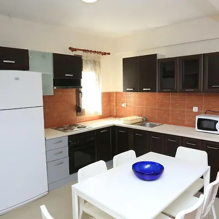 Argo 3 - Beachfront, Big Gardens, Location! * Pefkohóri